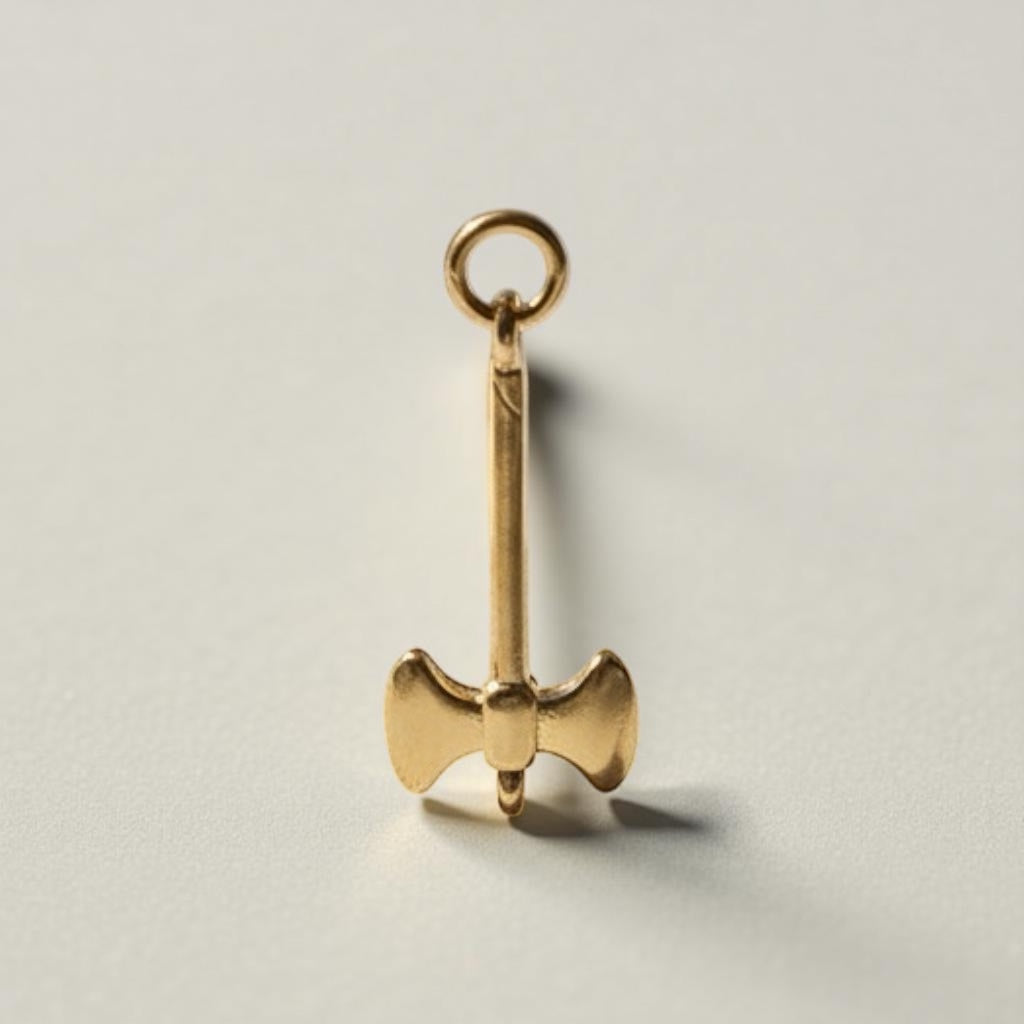 Golden Battle Axe Brass Pendant – Symbol of Strength, Power & Warrior Spirit ⚔️✨