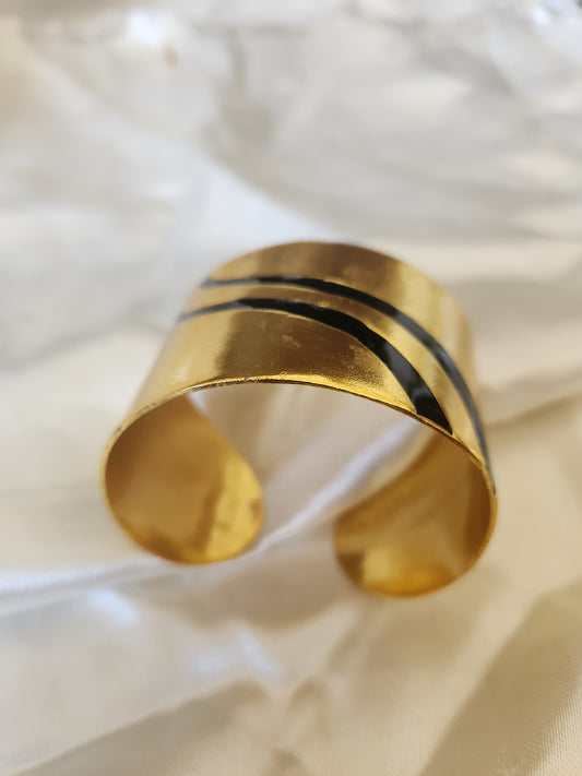 Bold Brass Cuff Bracelet – Wide Gold-Tone Adjustable Statement Jewellery for Women