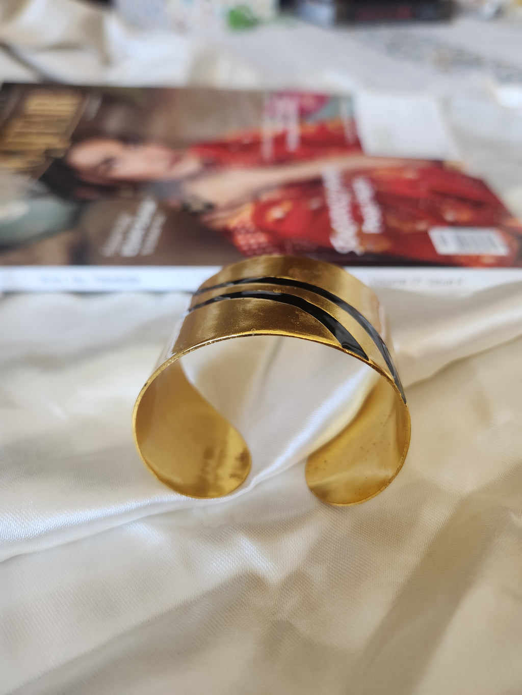 Bold Brass Cuff Bracelet – Wide Gold-Tone Adjustable Statement Jewellery for Women