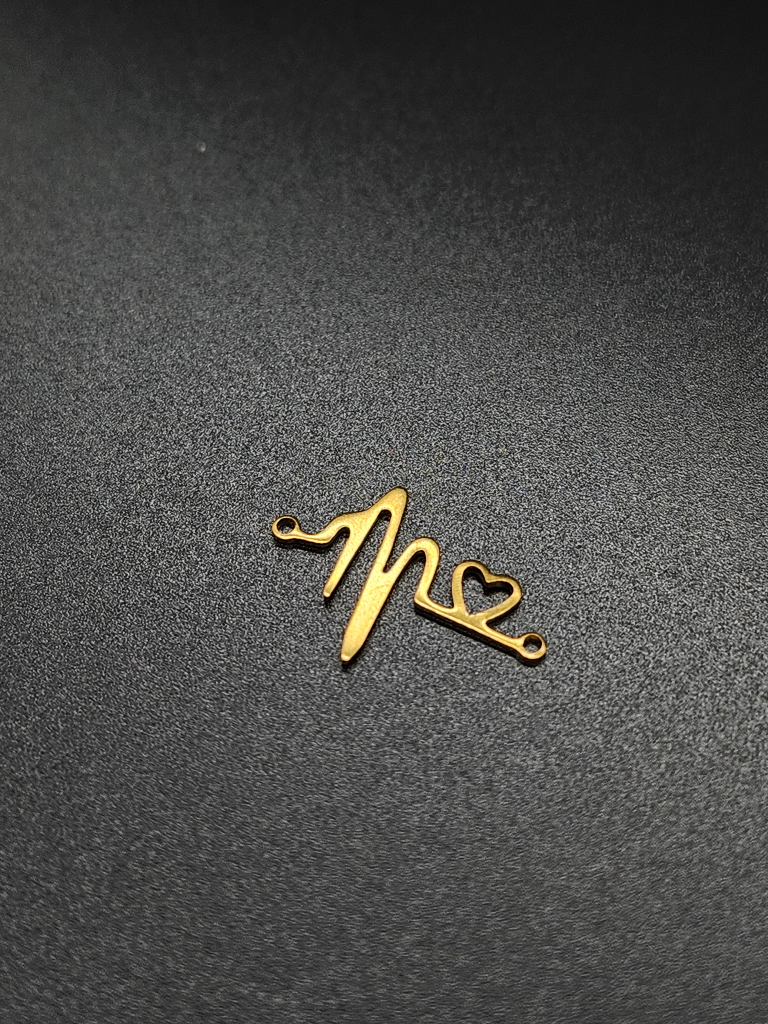Brass Heartbeat Pendant – Minimal Gold-Tone ECG Line Love Charm for Jewellery Making