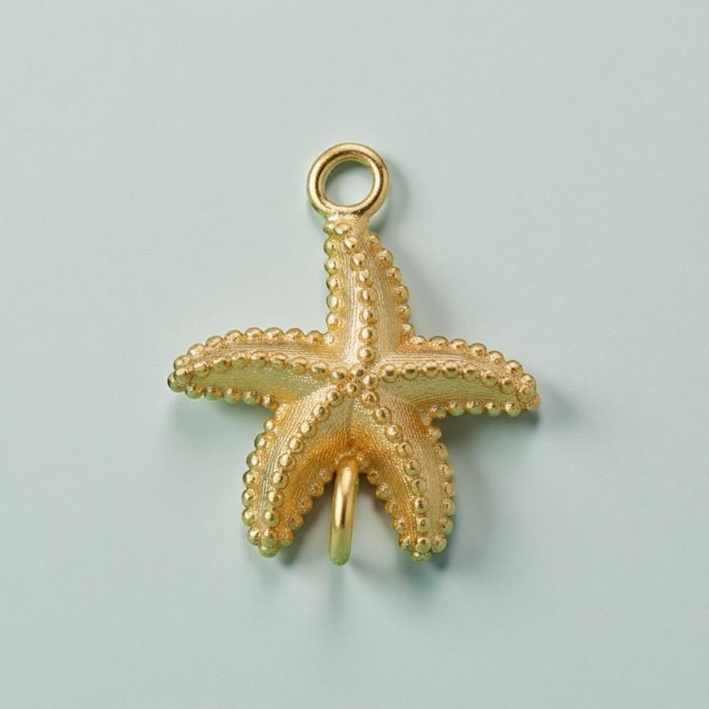 Golden Starfish Brass Pendant – Ocean-Inspired Elegance in Timeless Gold ✨🐚