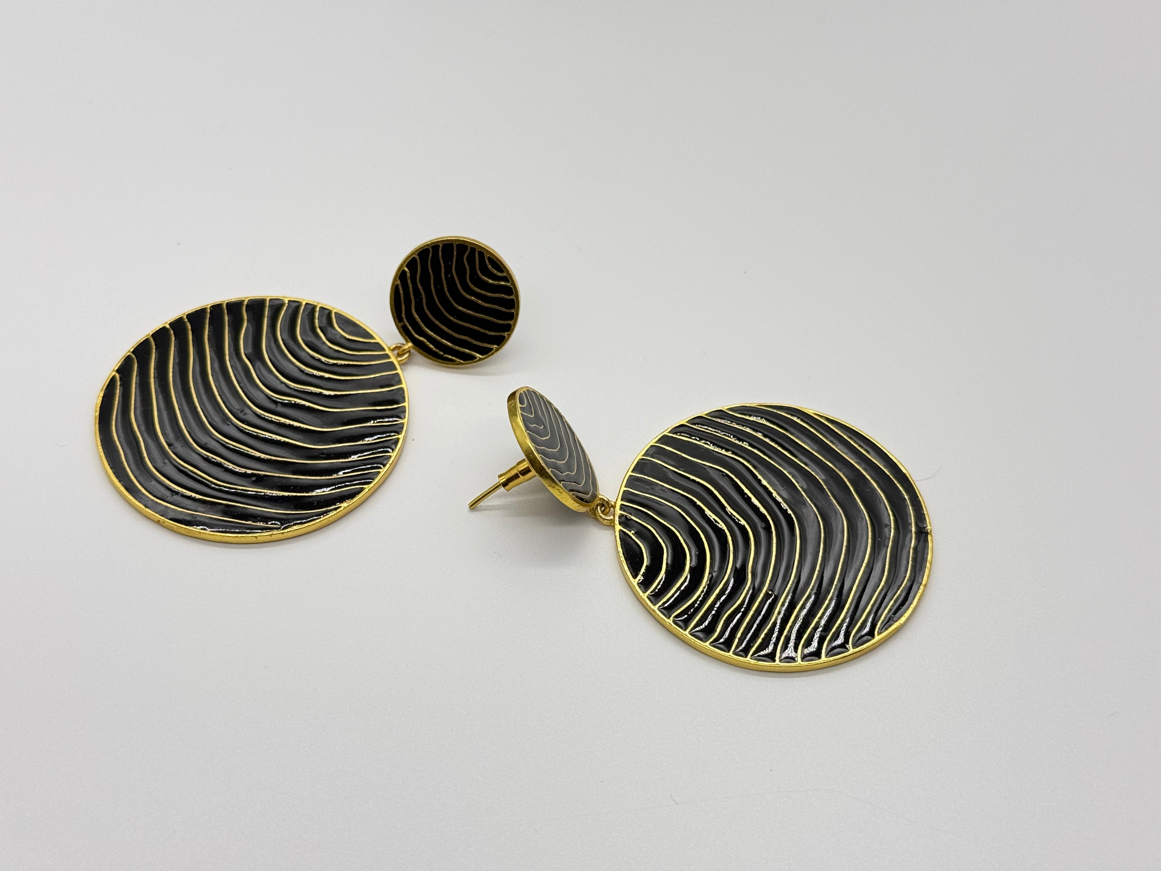 Midnight Wave Brass Earrings – Black Enamel Statement Discs