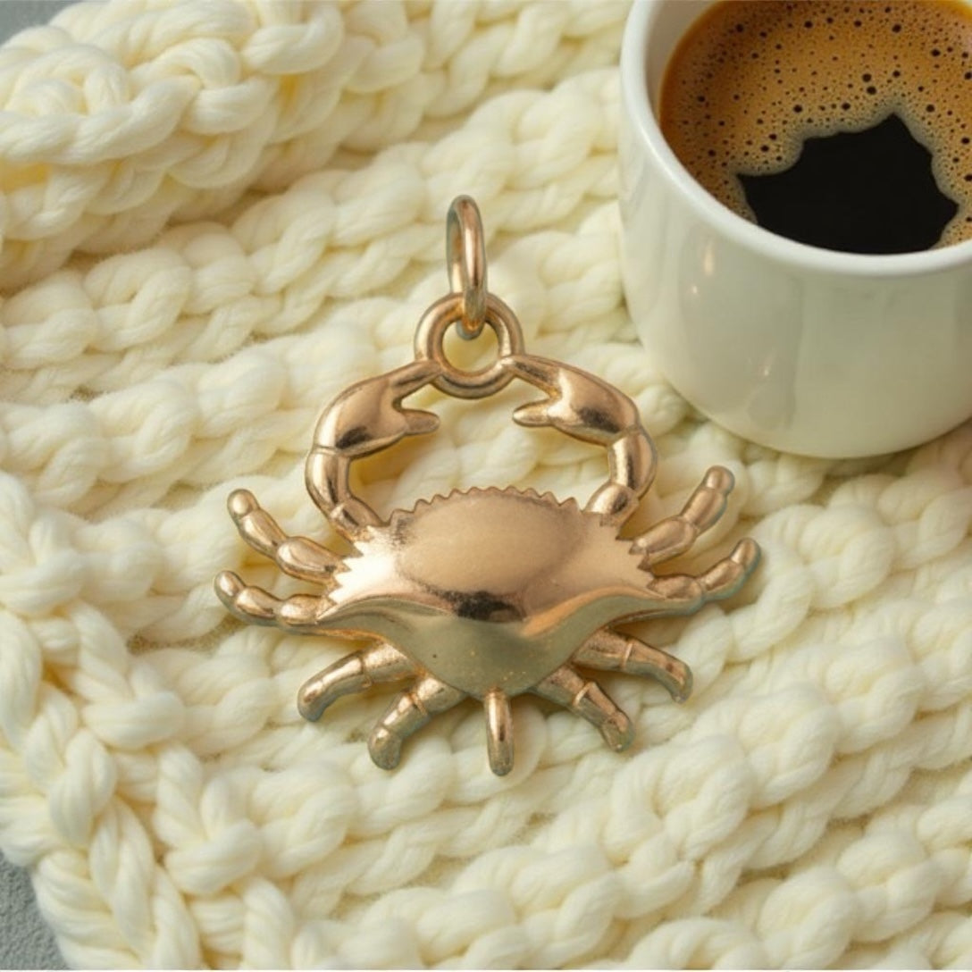Golden Crab Brass Pendant – Ocean-Inspired Elegance with a Touch of Coastal Charm 🦀