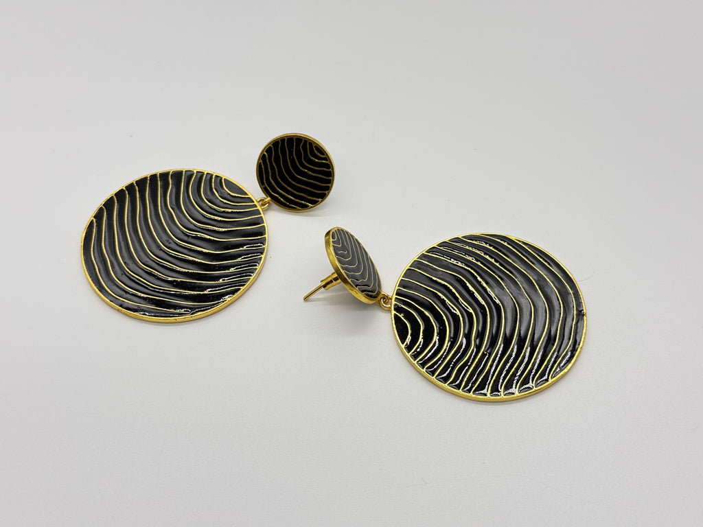 Midnight Wave Brass Earrings – Black Enamel Statement Discs