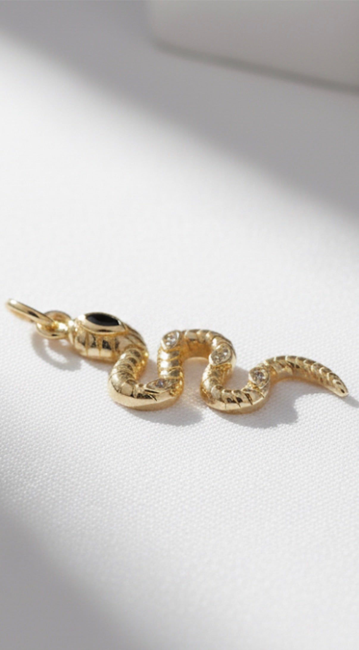 Golden Serpent Brass Pendant – Symbol of Power, Transformation & Timeless Elegance 🐍✨