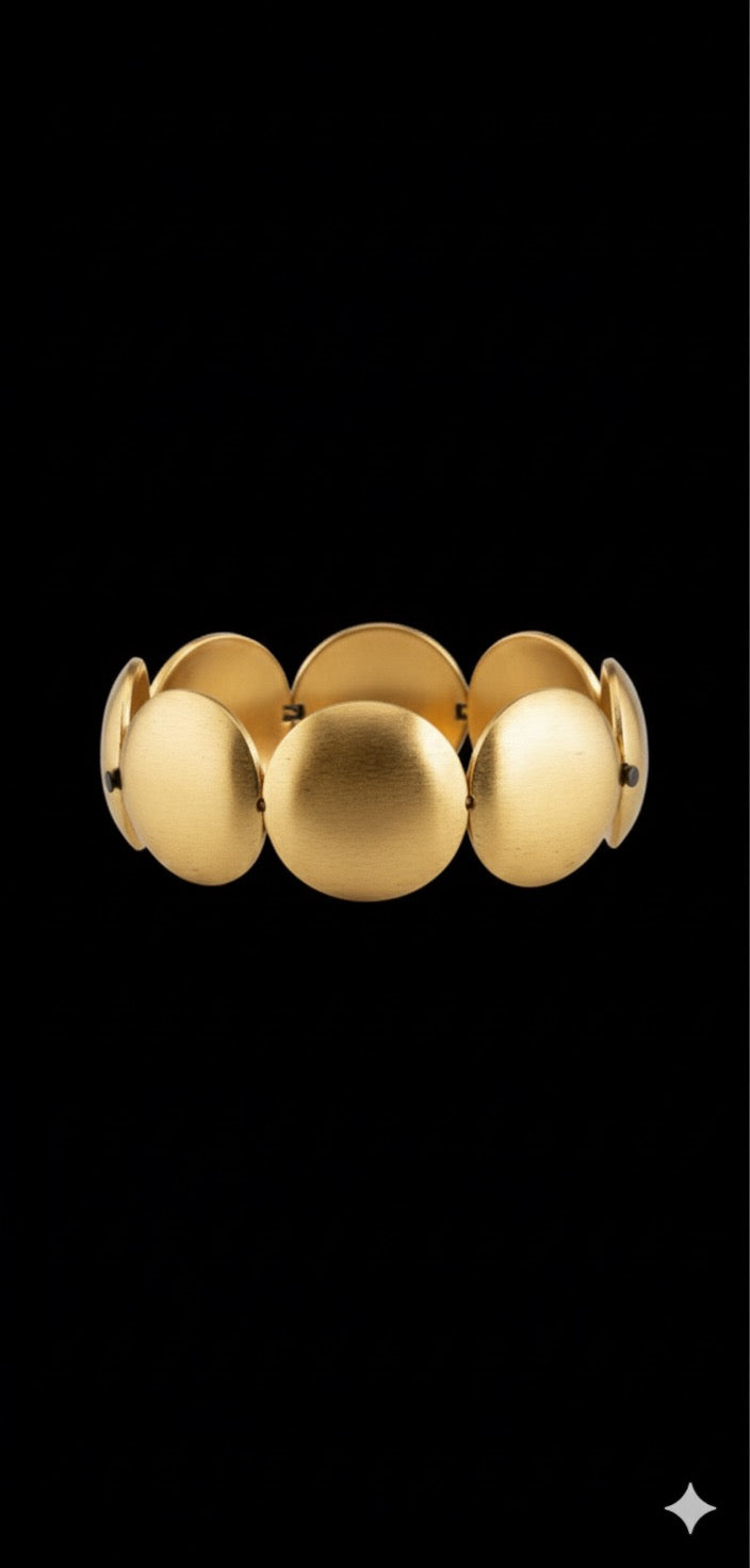 ✨ Golden Brass Disc Bracelet – Minimalist Matte-Finish Statement Jewellery for Women