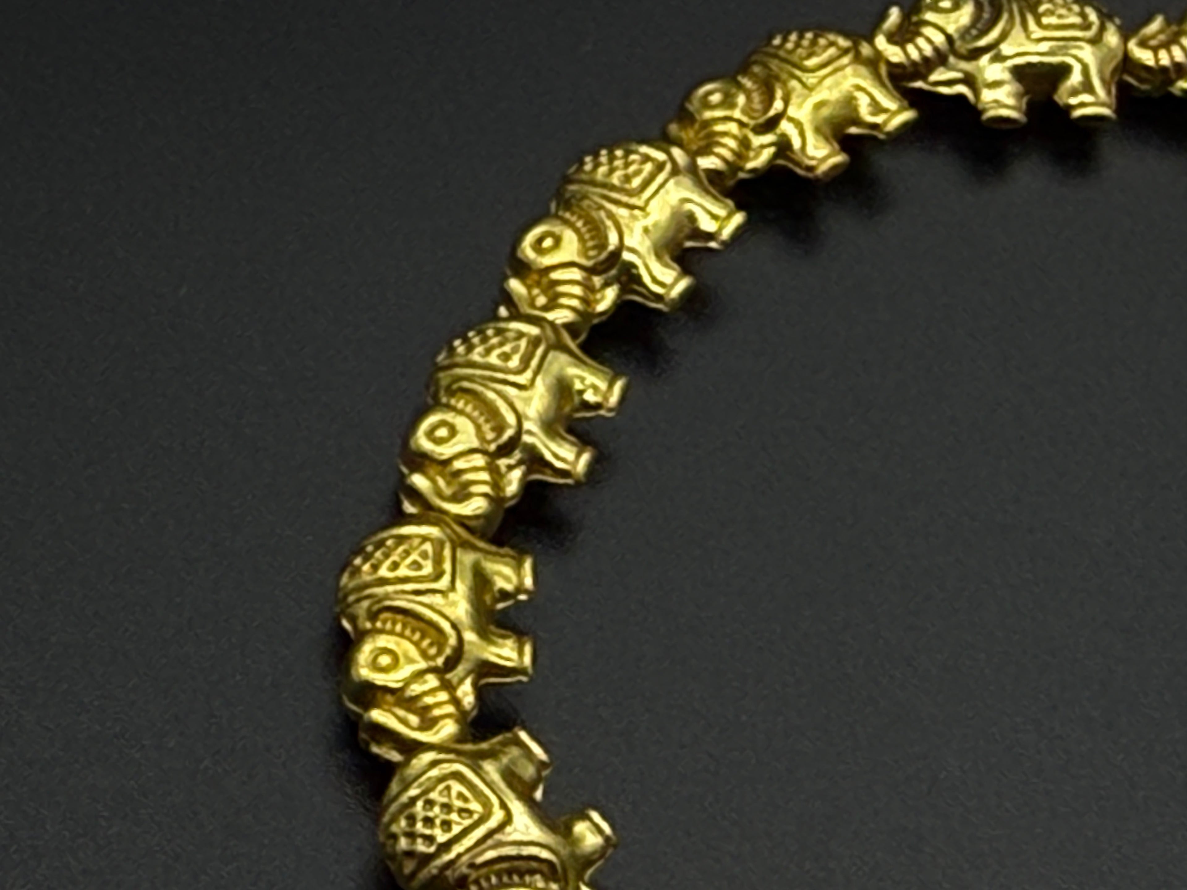 🐘 Brass Elephant Charm Bracelet – Handcrafted Symbol of Luck & Strength